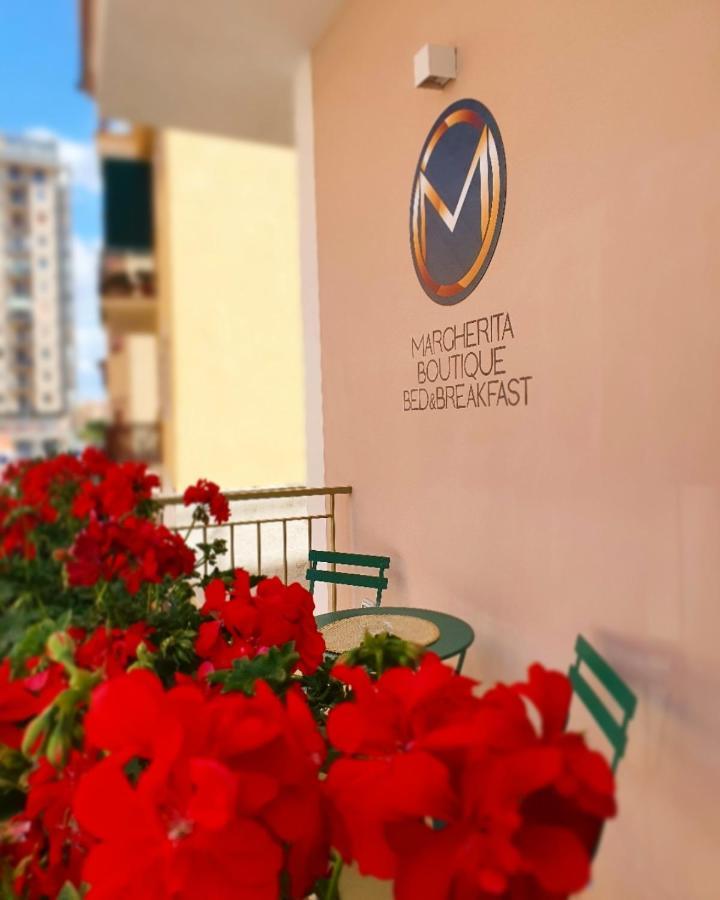 Margherita Boutique Rooms Маргерита-ді-Савоя Екстер'єр фото